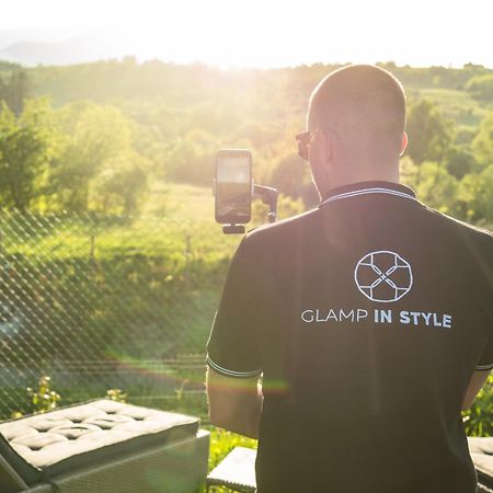 Glamp In Style Pods Resort Bran  Exterior foto