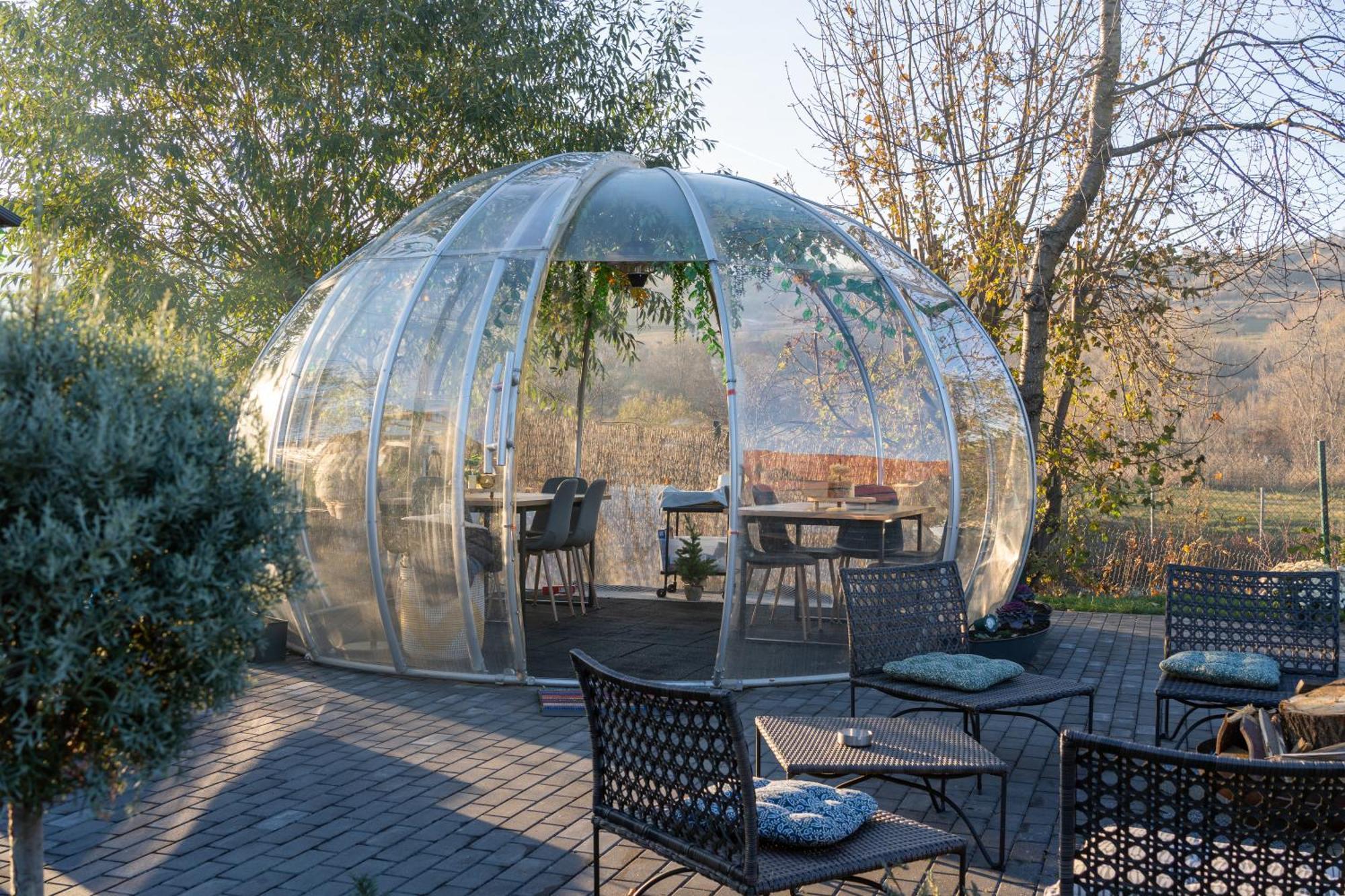 Glamp In Style Pods Resort Bran  Exterior foto