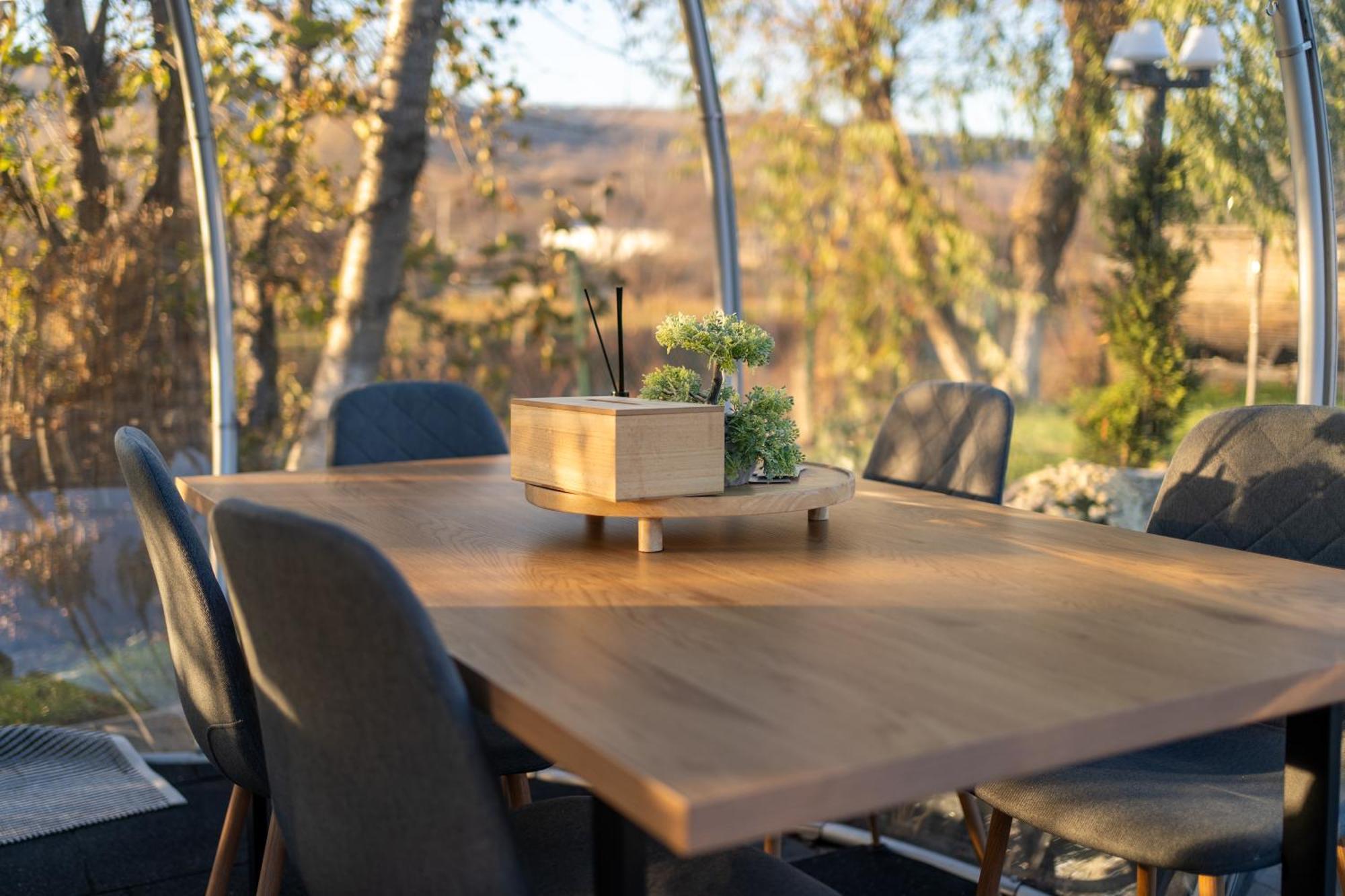 Glamp In Style Pods Resort Bran  Exterior foto